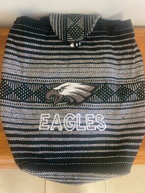 Philadelphia Eagles Knit Drawstring Bag – Tribal Design with Team Logo –Fan Gear